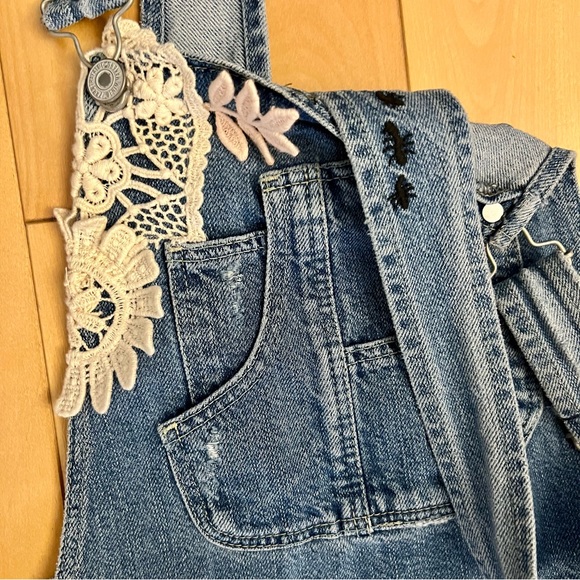 XS Zara Jean overall skort - Picture 5 of 7